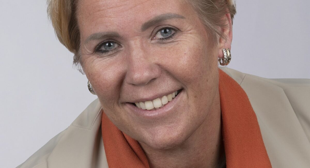 Erika Diender vertrekt als bestuurslid Liemerse Ambassade